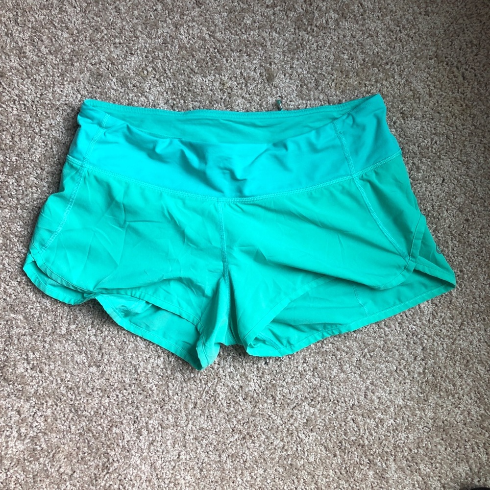 Sea foam Lululemon high rise short